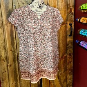 BEAUTIFUL FLORAL LIZ CLAIBORNE TOP
